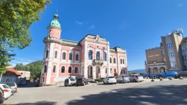 Ruzomberok, Slovakya - 20 Eylül 2024: Ruzomberok Belediye Sarayı.