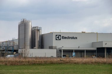 Olawa, Polonya - 6 Nisan 2025: Polonya 'daki elektrik fabrikası.