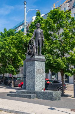 Poznan, Polonya - 22 Haziran 2025: Hipolit Cegielski Anıtı.