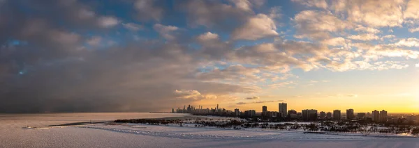 Wide Angle Aerial Panorama North Side Chicago Frozen Water Lake — Stock Photo, Image
