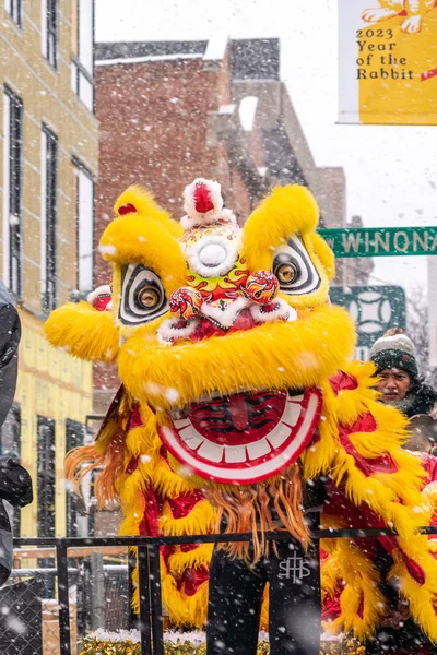 Chicago January 28Th 2023 Bright Yellow Red Lion Dances Percussion — Stock fotografie