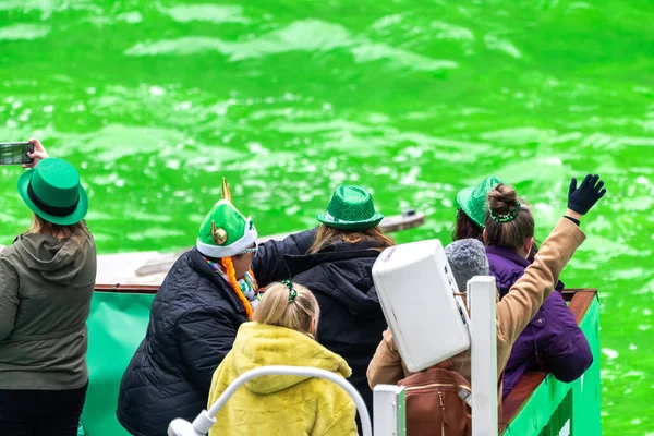 Chicago Március 2023 Emberek Várnak Fedélzeten Egy Túra Hajó Öltözött — Stock Fotó