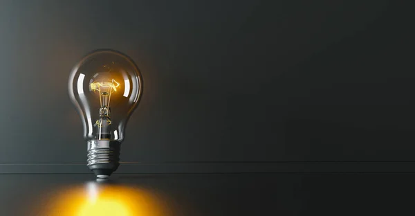 Lâmpada Luminosa Iluminada Encostada Uma Parede Conceito Criatividade Inovação Solução — Fotografia de Stock