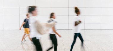 bulanık anonim insanlar