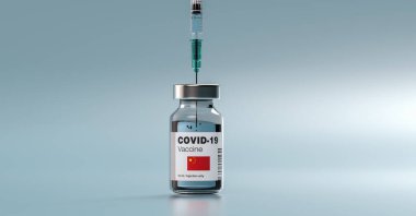 COVID-19 Coronavirus mRNA Aşısı ve etiketinde Çin bayrağı olan şırınga. SARS cov 2 enfeksiyon salgını için görüntüyü kabul et