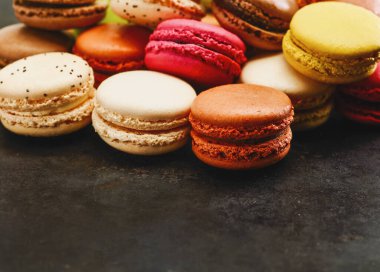 Fransız tatlılığı, kurabiye çeşitleri, fotokopi alanı dahil.