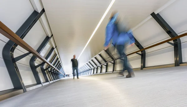 Flou Dans Tunnel Futuriste — Photo