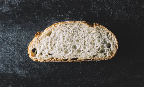 Brood Plak Donkere Achtergrond — Stockfoto