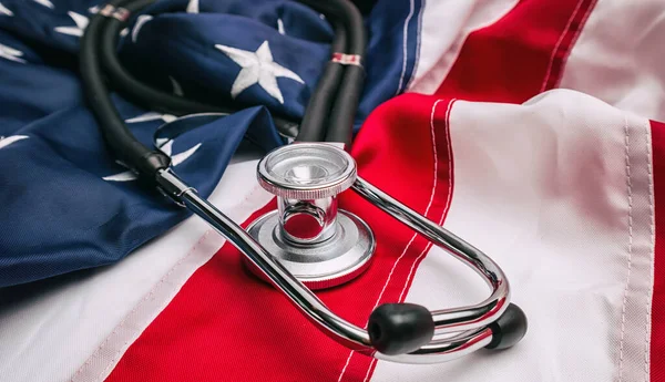 Estetoscopio Bandera Nacional Estadounidense Imagen Del Concepto Medicina — Foto de Stock