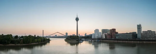 Düsseldorf Skyline Ranním Panorama — Stock fotografie