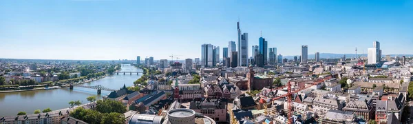 Небоскребы Франкфурта Майне — стоковое фото