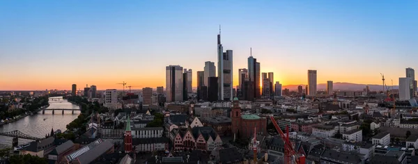 Frankfurt Alemanha Panorama Skyline Distrito Financeiro Nascer Sol — Fotografia de Stock