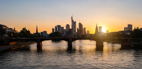 Frankfurt Main Skyline Pôr Sol Silhueta — Fotografia de Stock