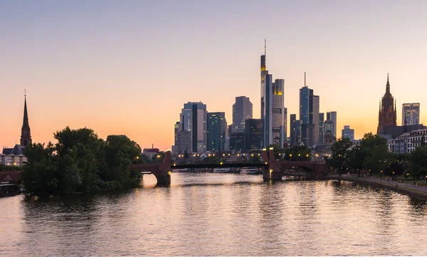 Frankfurt City Skyline Pôr Sol Verão Alemanha — Fotografia de Stock
