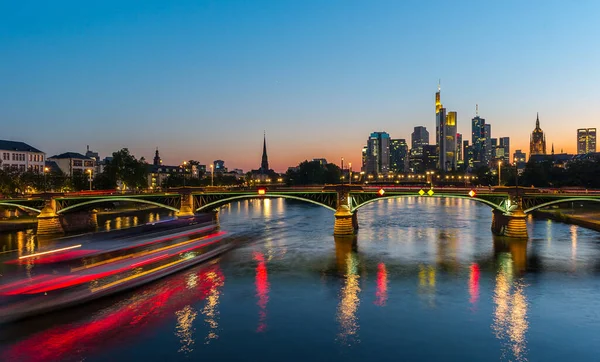 Frankfurt Main Deki Ignatz Bubis Köprüsünde Günbatımı Almanya — Stok fotoğraf
