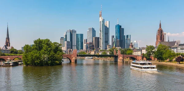 Frankfurt Nad Menem Sykline Latem Niemcy — Zdjęcie stockowe