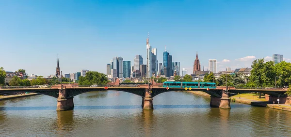 Frankfurt Sykline Verão Alemanha — Fotografia de Stock