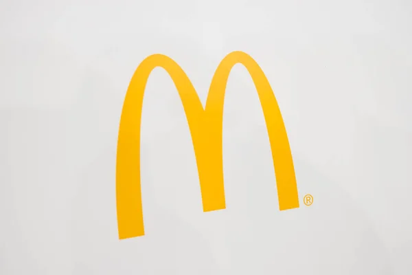 Cologne Germany September 2017 Mcdonalds Logo Sign World Largest Chain — Stock Photo, Image