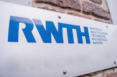 AÇEN, ALMANLIK HAZİRAN, 2017: RWTH Aachen Üniversitesi 'nin logosu. 44.000 'den fazla öğrencisi olan RWTH Aachen Üniversitesi, Almanya' nın en büyük teknik öğrenim kursları üniversitesidir.