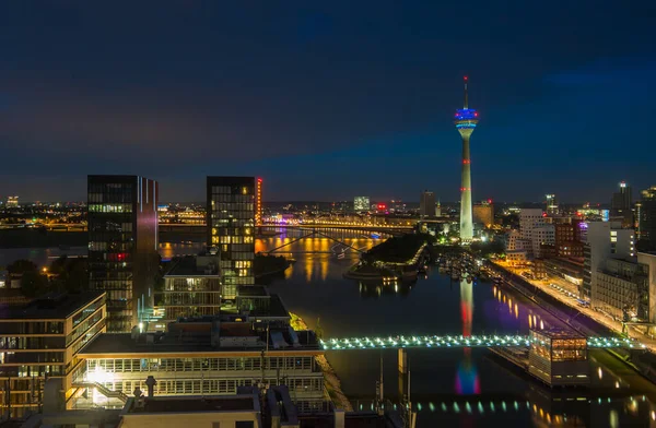 Dusseldorf Medienhafen Por Noche Alemania — Foto de Stock
