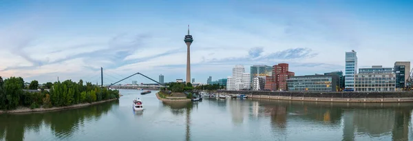 Düsseldorfer Medienhafen Panorama — Stockfoto