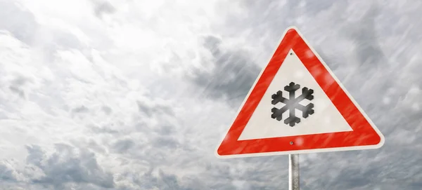 Προειδοποιητικό Σήμα Προσοχή Πτώση Χιονιού Πρώτο Χιόνι Κίνδυνος Χειμερινής Οδήγησης — Φωτογραφία Αρχείου