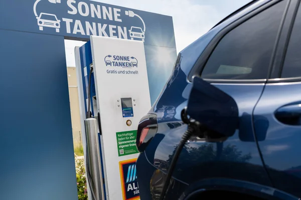 Köln März 2022 Aldi Supercharger Oder Hypercharger Zum Kostenlosen Laden — Stockfoto