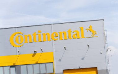 Aachen, Almanya, Mart 2022: CONTINTAL logosu Dünya 'nın ev yapımı lastik üreticilerinden biridir.