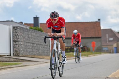 Herzele, Belçika - 23 Ağustos 2025: Belçika Şampiyonası para-bisiklet, Woubrechtegem, Bireysel Zaman denemesi