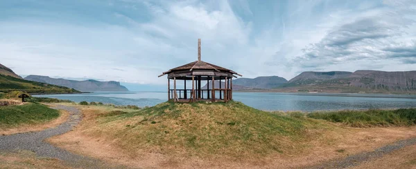 Thingeyri Kamp Alanı Thingeyrarodda Thingeyri Isafjordur Sıradanlığının Bir Parçası — Stok fotoğraf