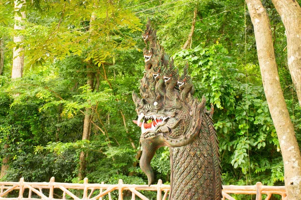 Phaya Nak Heykeli Tayland Nagas Yılan Kralı Naga Yılan Heykeli — Stok fotoğraf