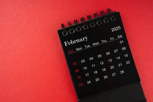 February Black Desk Calendar 2025 Year Red Cover Background Copy — Stock Photo, Image