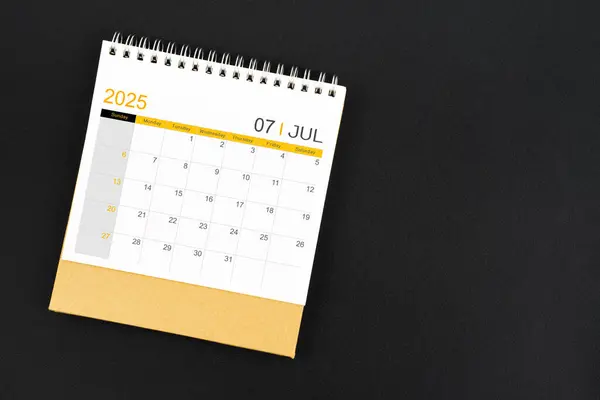 Top View July 2025 Desk Calendar Black Color Leather Background — Stock Photo, Image