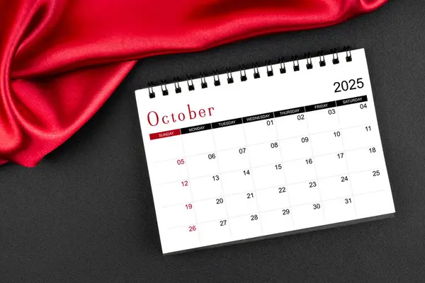 October 2025 Monthly Desk Calendar Red Silk Black Color Leather — Stock Photo, Image