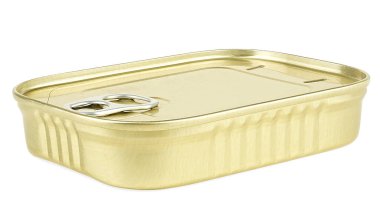 Beyaz arka planda izole edilmiş sarı konserveler. Balık konservesi.