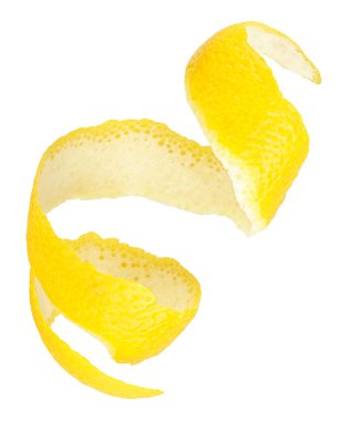 Taze limon derisi ya da beyaz arka planda izole edilmiş limon tadı. Turunçgil kabuğu..