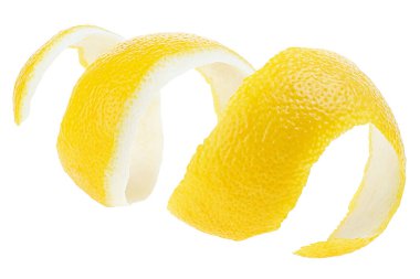 Limon kabuğu ya da limon dilimi beyaz arka planda izole edilmiş. Taze narenciye tadı.