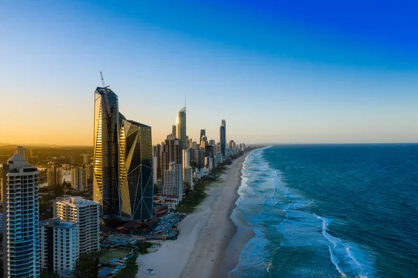 Solnedgång Över Staden Gold Coast Ser Från Söder Queensland Australien — Stockfoto