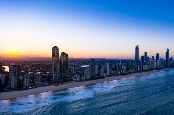 Zachód Słońca Nad Miastem Gold Coast Patrząc Południa Queensland Australia — Zdjęcie stockowe