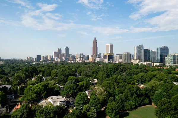 Downtown Atlanta Μια Ηλιόλουστη Μέρα Από Piedmont Park Γεωργία Ηπα — Φωτογραφία Αρχείου