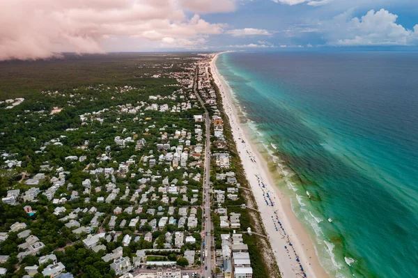 米国フロリダ州の美しい海辺の町の航空ビュー — ストック写真
