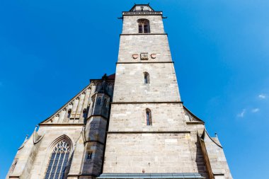 Saint George 's Minster' ın dışı, Dinkelsbuhl, Bavyera, Almanya, Avrupa 'daki gotik bir kilise.