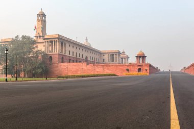 Yeni Delhi, Delhi, Kuzey Hindistan ve Asya 'daki hükümet binalarının dışında.
