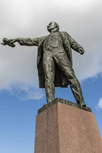 stock image Lenin Statue on the Moskovskaya Ploshchad (Moscow Square) in St. Petersburg, Russia, Europe