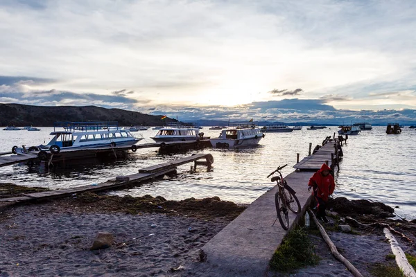 Zachód Słońca Wybrzeżu Jeziora Titicaca Copacabana Boliwia Ameryka Południowa — Zdjęcie stockowe