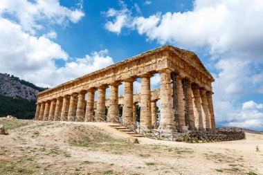Segesta, Sicilya, İtalya ve Avrupa 'daki Yunan Doriç tapınağı