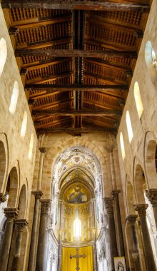 Cefalu, Sicilya, İtalya ve Avrupa 'daki Duomo di Cefalu katedralinin içi