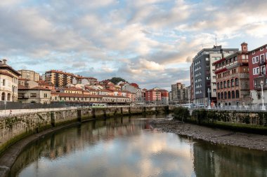 Old houses along the Nervion river in Bilbao, Basque Country, Spain, Europe