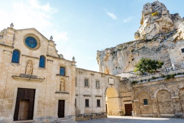 Matera, Basilicata, İtalya - Avrupa 'daki San Pietro Caveoso Kilisesi' nin dışında.