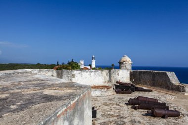 Koloni İspanyol kale Castillo de San Pedro de la Roca Santiago de Cuba Küba'da, Kuzey Amerika dışında.